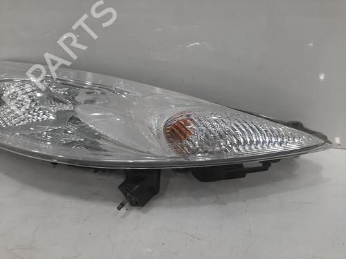 Right headlight NISSAN JUKE (F15) 1.6 | BP26841185C29 