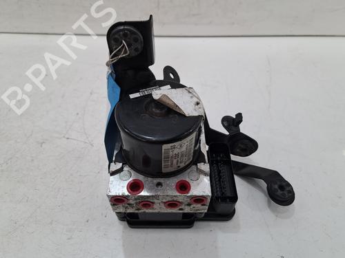 Pompe ABS RENAULT MEGANE III Grandtour (KZ0/1) 1.5 dCi (KZ09, KZ0D, KZ1G, KZ29, KZ14, KZ1W, KZ10, KZ1F,... (110 hp) 31903644