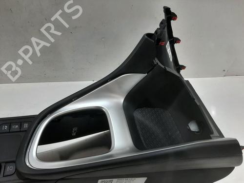 Middle console TOYOTA YARIS (_P21_, _PA1_, _PH1_) 1.5 Hybrid (MXPH10, MXPH11) | BP26751540I22 