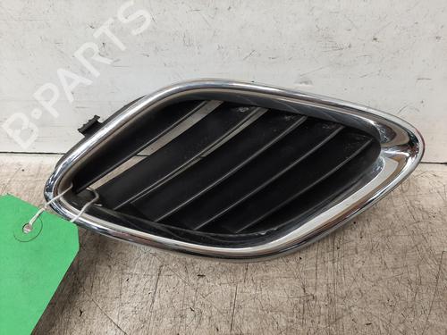 Used Grille SAAB 9-3 Convertible (YS3F) 1,8t (150 hp) 26806580