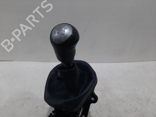 Used Gear lever Gear lever FORD KA (RU8) 1.2 (69 hp) 34619960 34619960