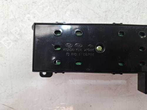 Right front window switch HYUNDAI i30 (FD) 1.4 | BP37673234I26 - Image 6