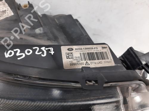 Right headlight LAND ROVER DISCOVERY IV (L319) 3.0 SDV6 4x4 | BP30141672C29 