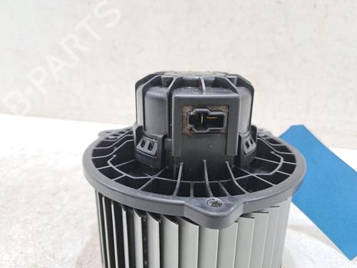 Heater blower motor KIA CARENS IV 1.7 CRDi | BP32976655M62 - Image 6