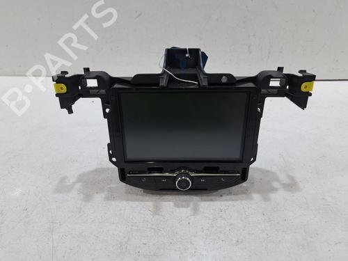 Used Radio VAUXHALL CORSA Mk IV (E) (X15) 1.4 (75 hp) 30928295