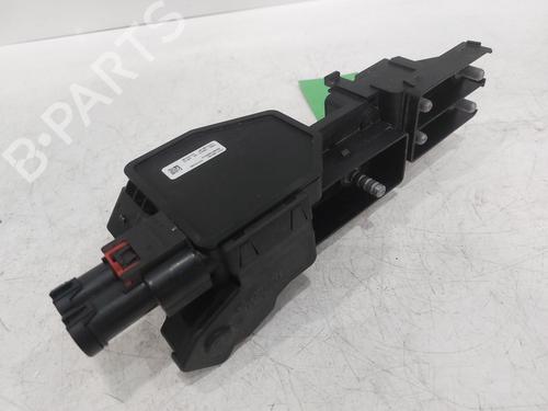 Fuse box LAND ROVER DEFENDER Station Wagon (L663) D250 MHEV 4x4 | BP29235668E1