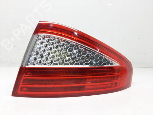 Right taillight FORD MONDEO IV (BA7) 2.0 TDCi | BP26835641C35 