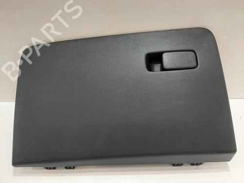 Used Glove box Glove box 28039149 28039149