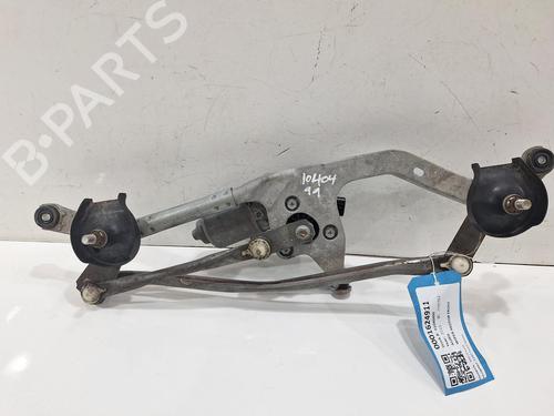 Used Front wiper motor TOYOTA AURIS (_E18_) 1.4 D-4D (NDE180_, NDE180R) (90 hp) 32064234