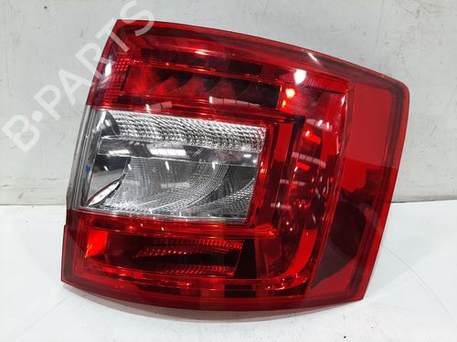 Højre baglygte SKODA OCTAVIA III Combi (5E5, 5E6) 1.0 TSI (115 hp) 29059930