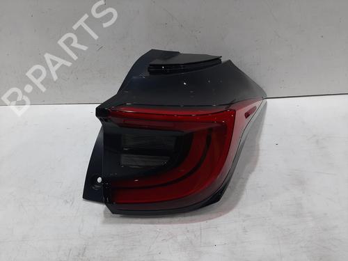 Feu arrière droit TOYOTA YARIS (_P21_, _PA1_, _PH1_) 1.5 Hybrid (MXPH10, MXPH11) (116 hp) 30609207