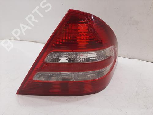 Right taillight MERCEDES-BENZ C-CLASS (W203) C 220 CDI (203.008) | BP29471535C35 
