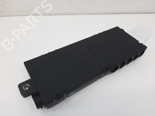 Used Fuse box JAGUAR I-PACE (X590) EV400 AWD (400 hp) 27705232
