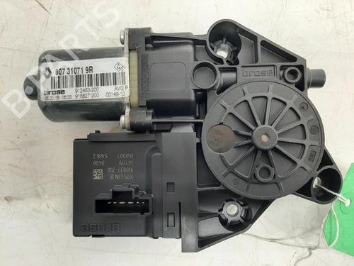 Front left window mechanism RENAULT MEGANE III Hatchback (BZ0/1_, B3_) 1.5 dCi (BZ09, BZ0D, BZ1W, BZ29, BZ14) | BP26745383C22 