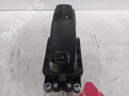 Used Gear lever DS DS 3 / DS 3 CROSSBACK (UR_, UC_, UJ_) 1.2 PureTech 130 (URHNSS) (131 hp) 26794499