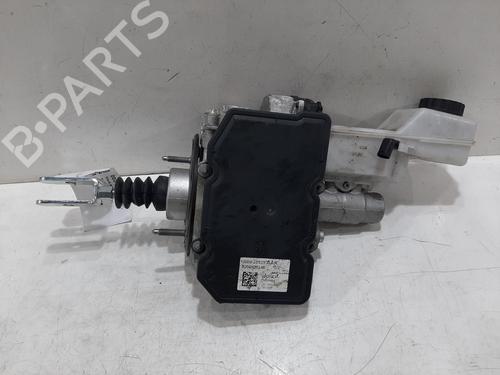 Used Brake master cylinder JAGUAR I-PACE (X590) EV400 AWD (400 hp) 30324228