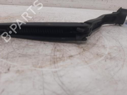 Used Front windshield wiper arm Front windshield wiper arm 37400519 37400519