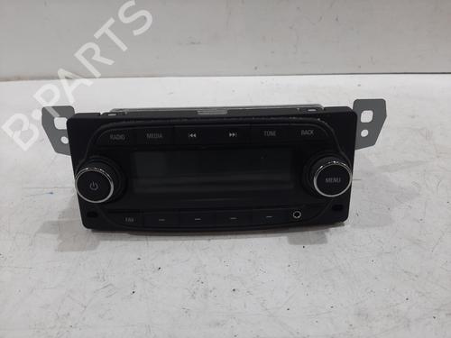 Used Radio VAUXHALL VIVA (C16) 1.0 (75 hp) 29471662
