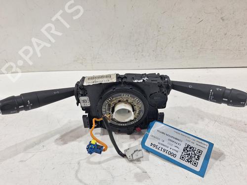 switch-citroen-c4-picasso-ii-2013-31879447 main image