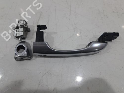 exterior-handle-fiat-500x-334_-2014-35922961 main image