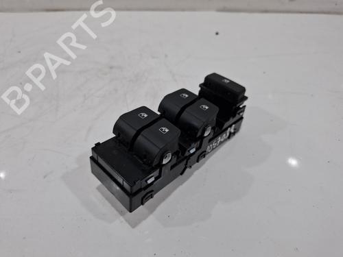 Used Right front window switch Right front window switch 37795067 37795067