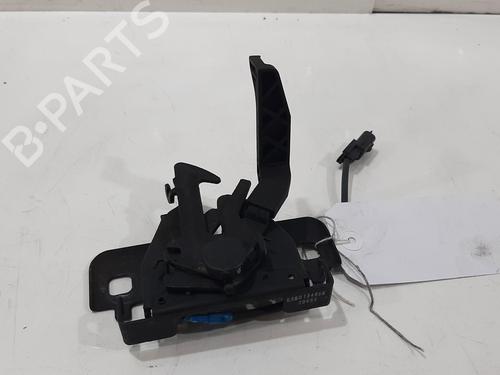 Used Hood lock DACIA SANDERO II TCe 90 (B8M1, B8MA, B8AC) (90 hp) 26745592