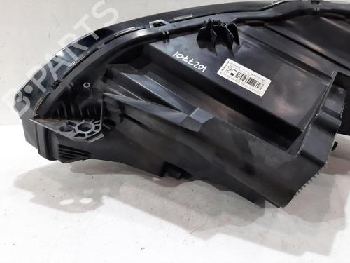 Right headlight PEUGEOT 3008 II SUV (MC_, MR_, MJ_, M4_) 1.2 THP/ PureTech 130 (MRHNSM, MRHNSU, MRHNSJ, MRHNYW,... | BP29236846C29 