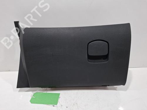 Used Glove box Glove box VAUXHALL CORSA Mk III (D) (S07) 1.3 CDTI (L08) (95 hp) 40491703 40491703