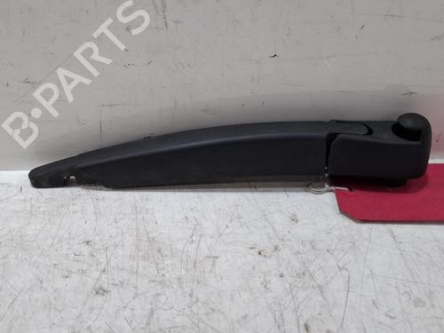 Used Rear windshield wiper arm Rear windshield wiper arm 39506722 39506722