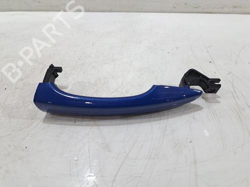 Used Front right exterior door handle Front right exterior door handle 37267126 37267126