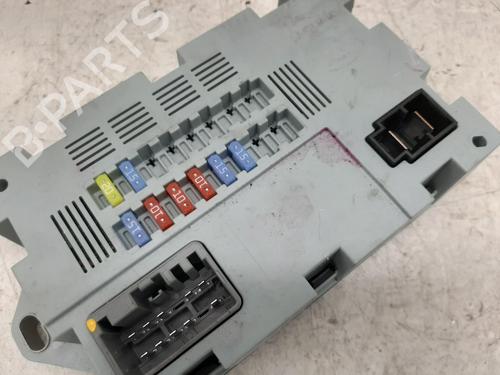 Fuse box JAGUAR F-TYPE Coupe (X152) 5.0 SCV8 SVR / SCV8 P575 R | BP26867720E1 - Image 4