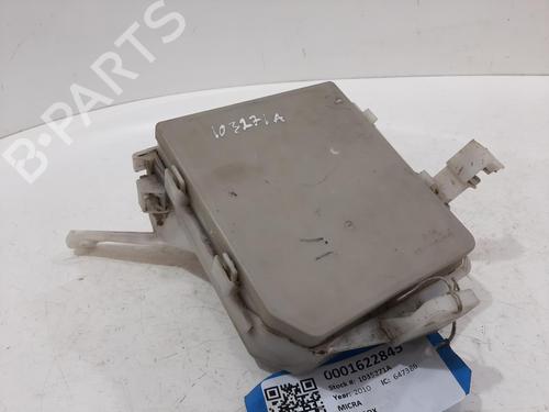 Used Fuse box NISSAN MICRA III (K12) 1.2 16V (80 hp) 31978321