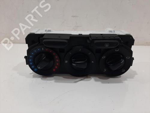 Used Climate control VAUXHALL CORSA Mk IV (E) (X15) 1.4 (75 hp) 30119914