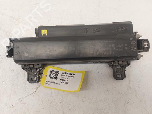 Used Fuse box TESLA MODEL S (5YJS) P90D AWD (471 hp) 26826614
