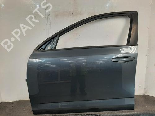 Used Left front door Left front door 39070472 39070472