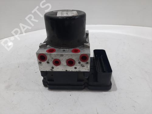 Used ABS pump FORD FOCUS III 1.0 EcoBoost (100 hp) 28618240