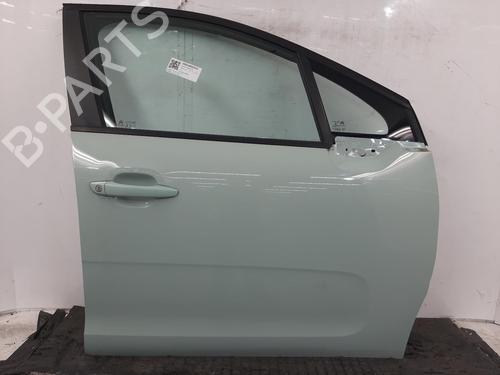 Used Right front door Right front door 38447903 38447903