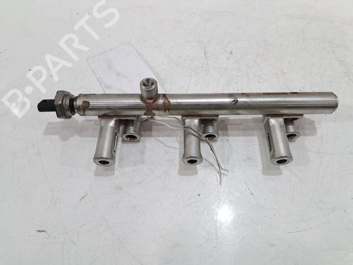 Injection rail PEUGEOT 2008 I (CU_) 1.2 THP 130 / PureTech 130 | BP30756332M98 - Image 6