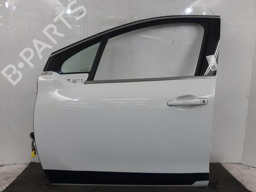Used Left front door Left front door 39176429 39176429