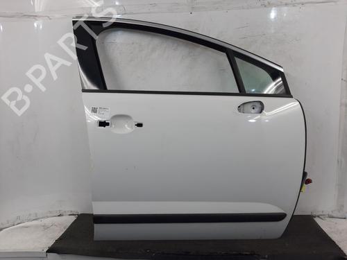 Used Right front door PEUGEOT 3008 I MPV (0U_) 1.2 (131 hp) 29884020