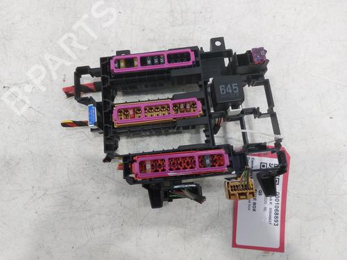 caixa-de-fusiveis-audi-q5-fyb-fyg-2016-26806683 main image