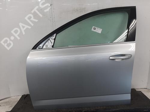 Used Left front door Left front door 38447639 38447639