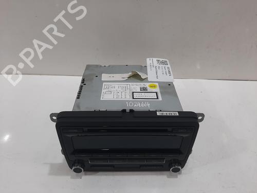 Używane Radio VW POLO V (6R1, 6C1) 1.2 (60 hp) 28115039