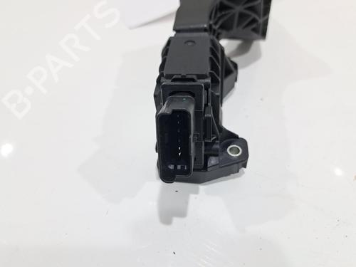 Pedal PEUGEOT 208 II (UB_, UP_, UW_, UJ_) 1.2 Hybrid 100 | BP32193261I4