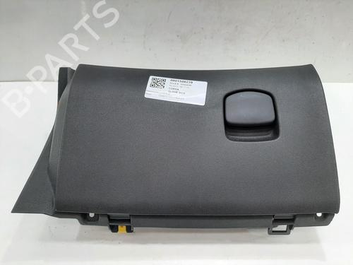 Used Glove box VAUXHALL CORSA Mk III (D) (S07) 1.2 i 16V (L08) (86 hp) 28723284