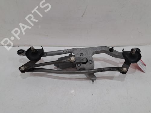 Used Front wiper motor Front wiper motor TOYOTA AURIS (_E18_) 1.3 Dual-VVTi (NRE180_, NRE180R) (99 hp) 34339310 34339310
