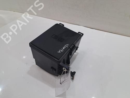 fuse-box-jaguar-i-pace-x590-2018-34733398 main image