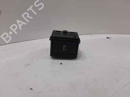 electronic-module-jaguar-i-pace-x590-2018-34038128 main image