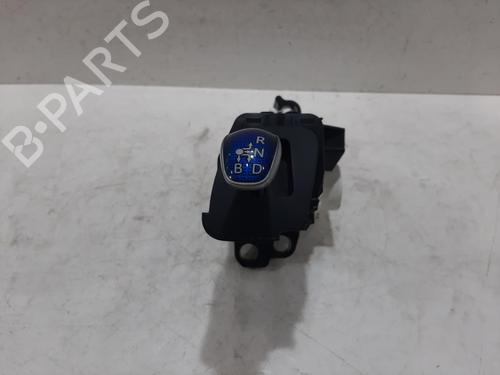 palanca-de-cambios-toyota-prius-plus-_w4_-2011-32324287 main image