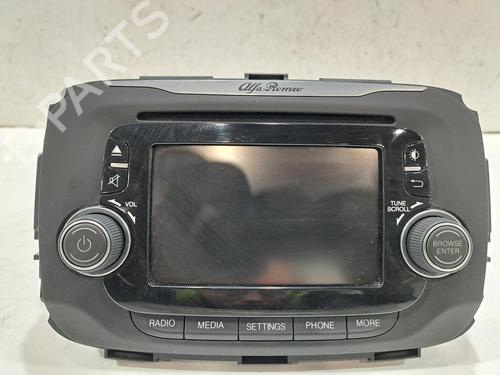 Radio ALFA ROMEO GIULIETTA (940_) 1.4 TB (940FXB1A, 940FXB11) | BP31286055E6 